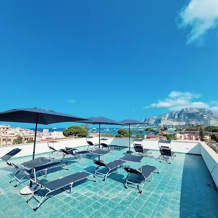 Mongibello Palace Nocleg ze śniadaniem