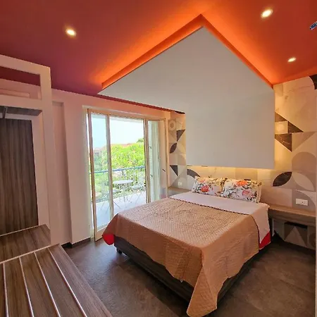 Mongibello Palace Bed & Breakfast 3*