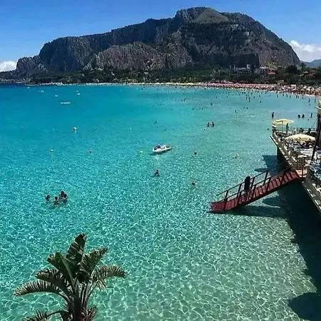 فندق مبيت وإفطار Mongibello Palace 3*