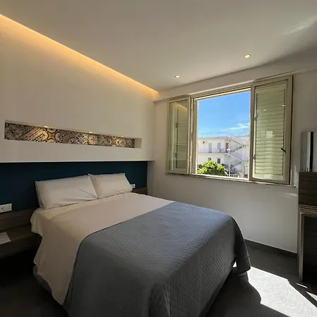 Bed & Breakfast Mongibello Palace