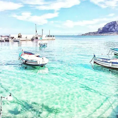 Mongibello Palace Bed & Breakfast Mondello