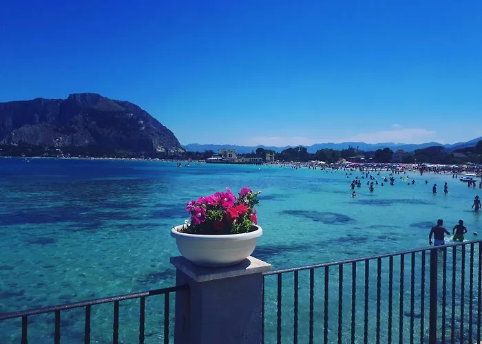 Mongibello Palace 3*