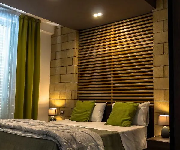 Mongibello Palace 3* 蒙德罗