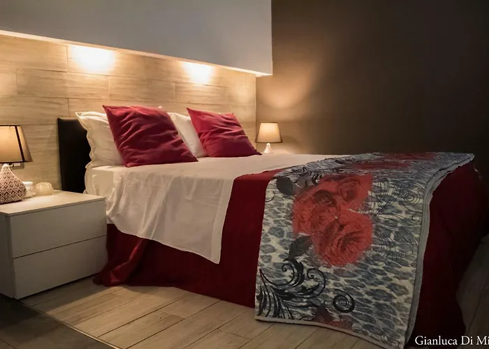 Mongibello Palace 住宿加早餐酒店